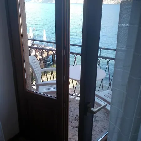 Zwei-zimmer-wohnung Mit Seeblick By Interhome Malcesine