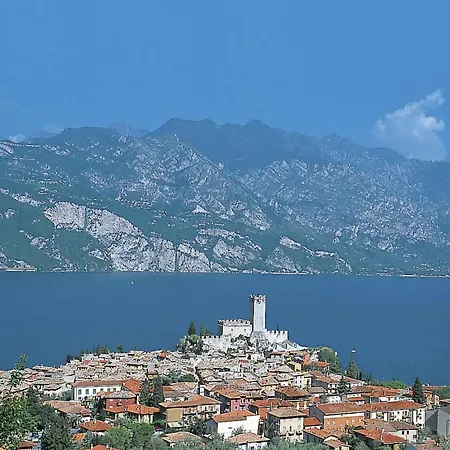 Zwei-zimmer-wohnung Mit Seeblick By Interhome Apartament Malcesine