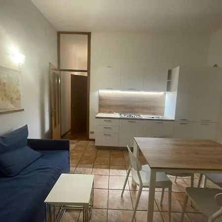 아파트 Zwei-zimmer-wohnung Mit Seeblick By Interhome *